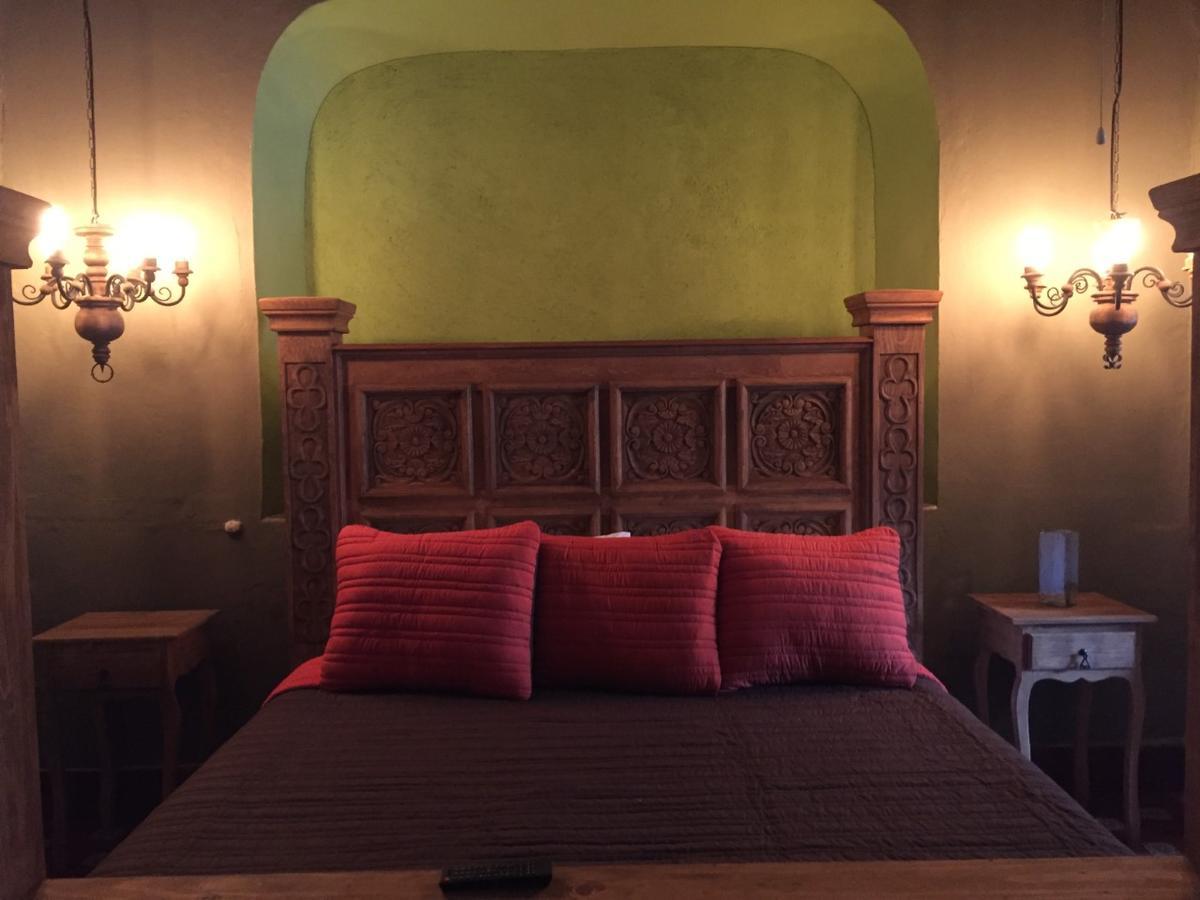 Hotel Galeria Альенде Экстерьер фото