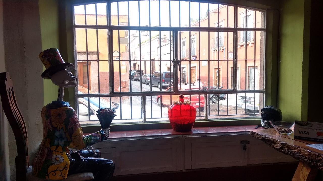 Hotel Galeria Альенде Экстерьер фото