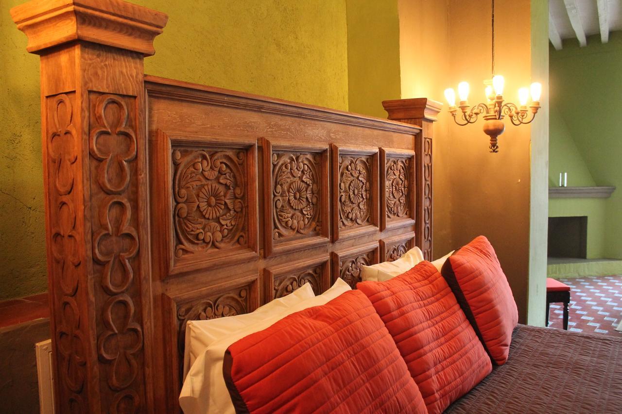 Hotel Galeria Альенде Экстерьер фото